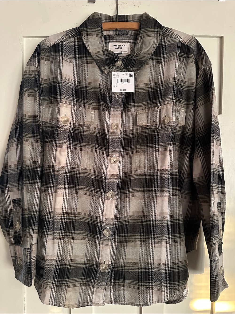 American Eagle Outfitters Black and Gray Flannel Plaid Button-Down Shirt
